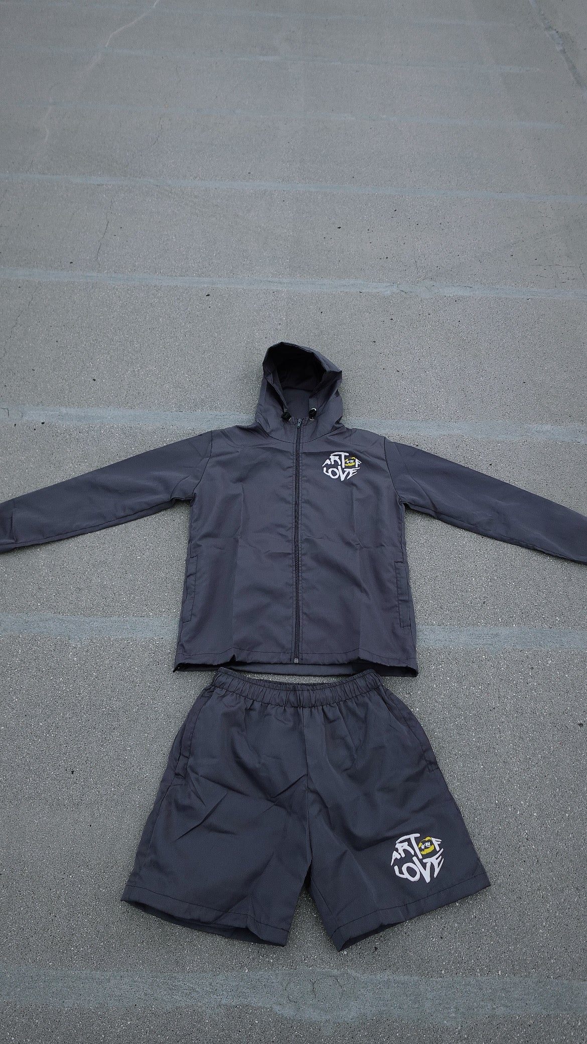 GRAY WINDBREAKER SET